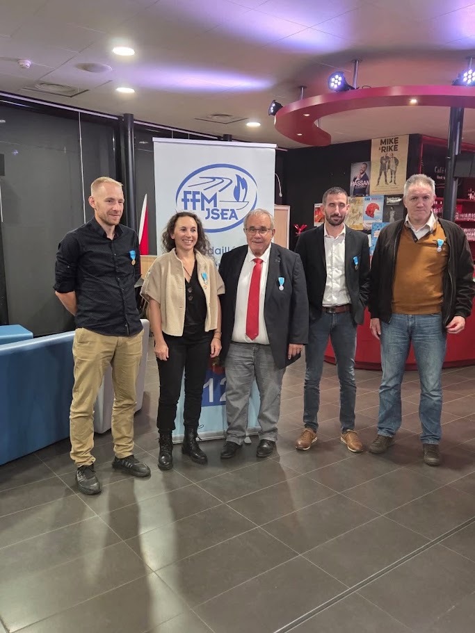 09/10/2026 - Remise de médaille de la Jeunesse, des Sports et de l'Engagement Associatif.